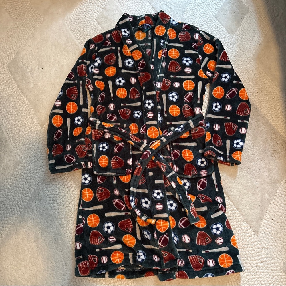 Sovereign Atheltic kids fuzzy robe